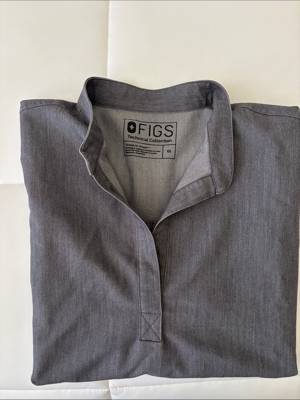 FIGS Women’s Rafeala Gray Casual Button-Down Shirt